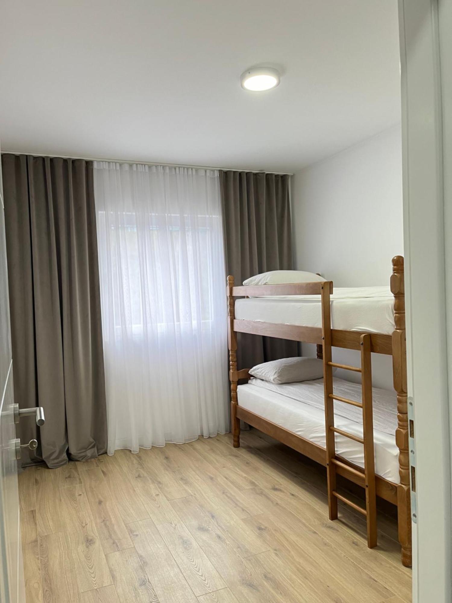 Central Аpartment Foca - with garage Экстерьер фото